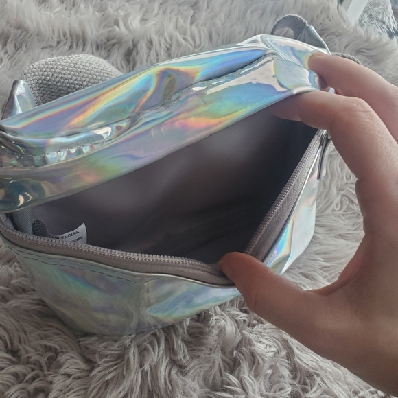 Irridescent Metallic Silver Fanny Pack - Picture 3 of 5